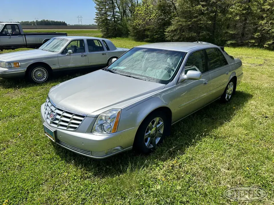 2006 Cadillac DTS Car