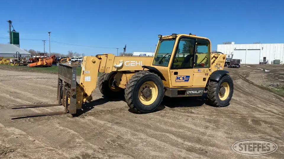 2000 Gehl DL-8L Dynalift Telescopic Forklift