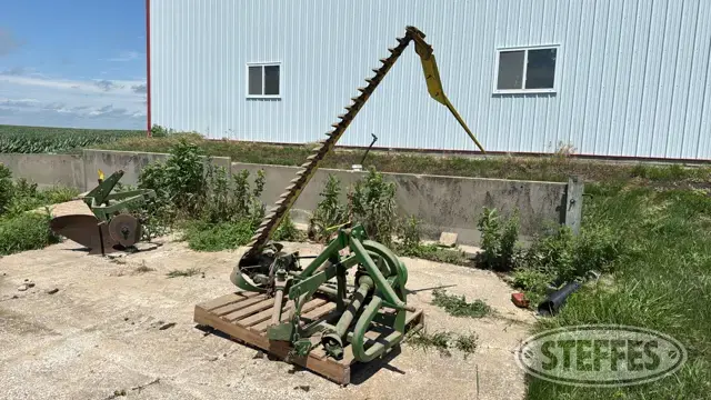 John Deere 350