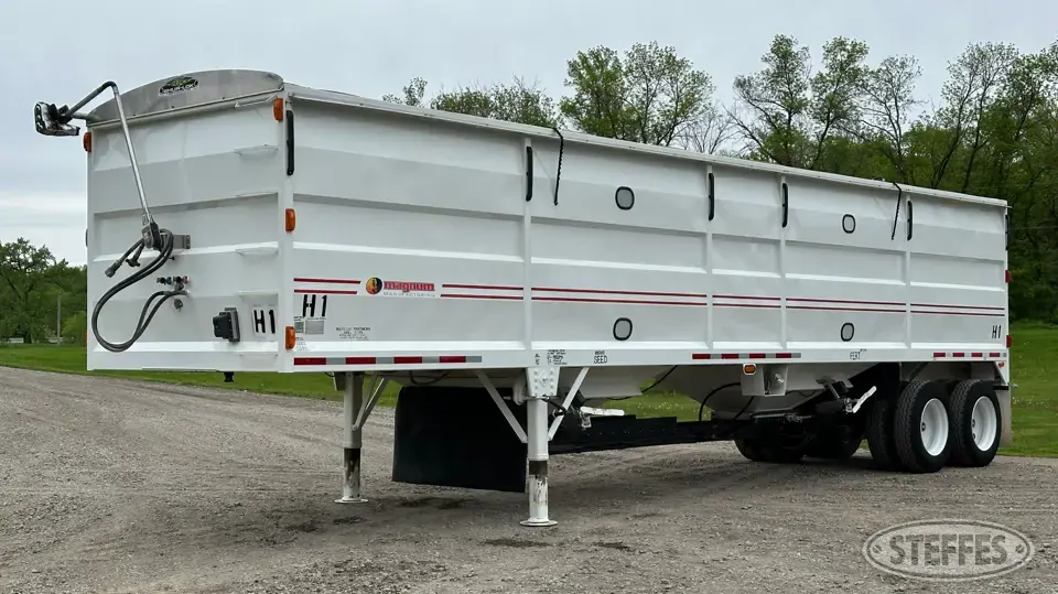 2004 Magnum Hopper Bottom Trailer