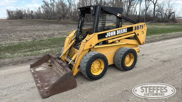 1998 John Deere 8875