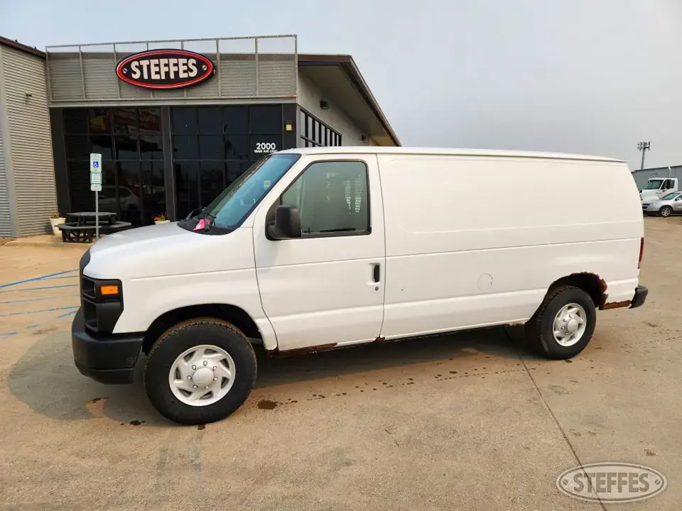 2009 Ford E250 SD Van