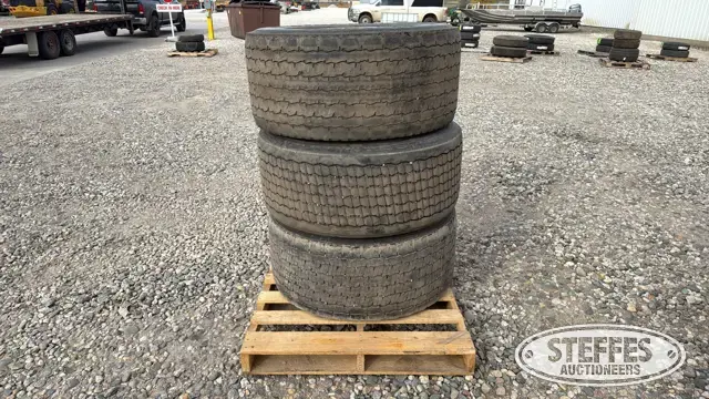 (3) Michelin 445/50R22.5 tires