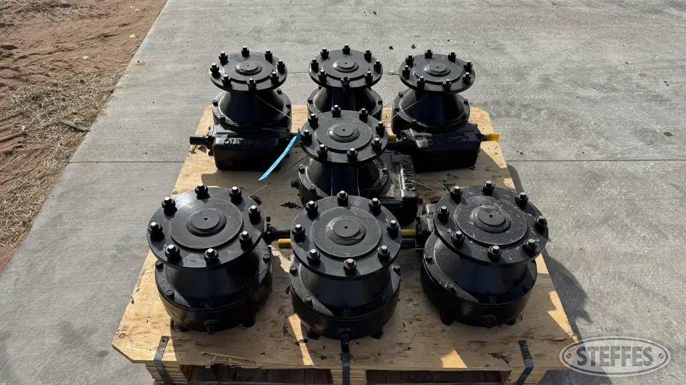(7) Zimmatic irrigator drive gearboxes Irrigation Equipment