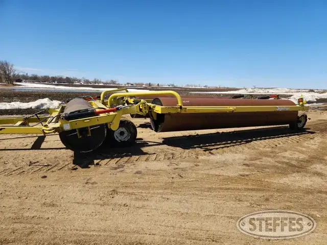 Degelman LR7645