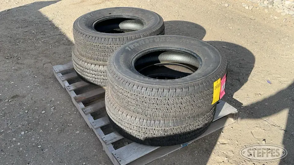 (4) Firestone Transforce A/T LT275/70R18 tires Passenger-Light Truck Tire