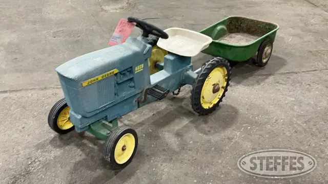 John Deere pedal tractor