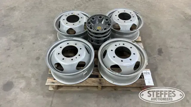 (4) Chevrolet 18” steel wheels