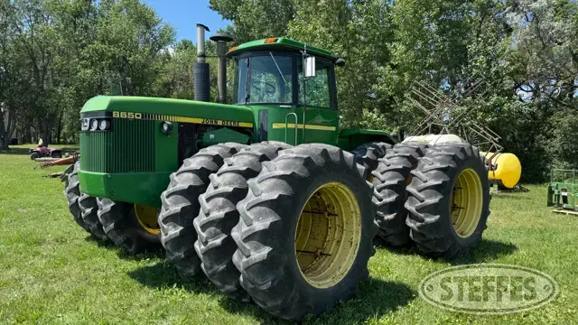 1984 John Deere 8650