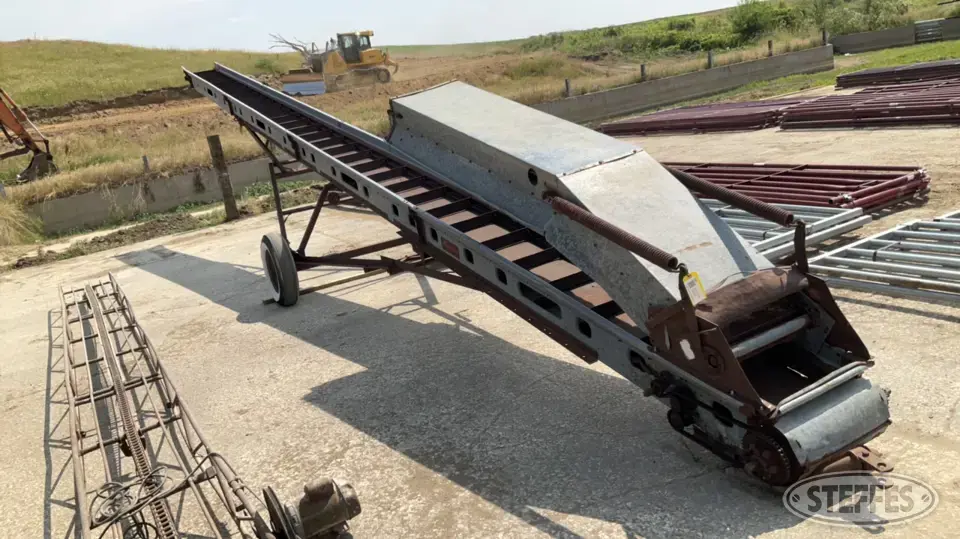 Kewanee 500 Farm Support Item