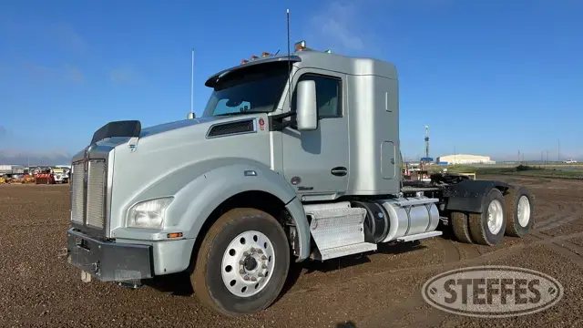 2021 Kenworth T880