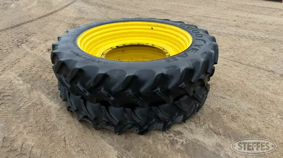 Goodyear 380/90R50 Tractor-Implement Tire
