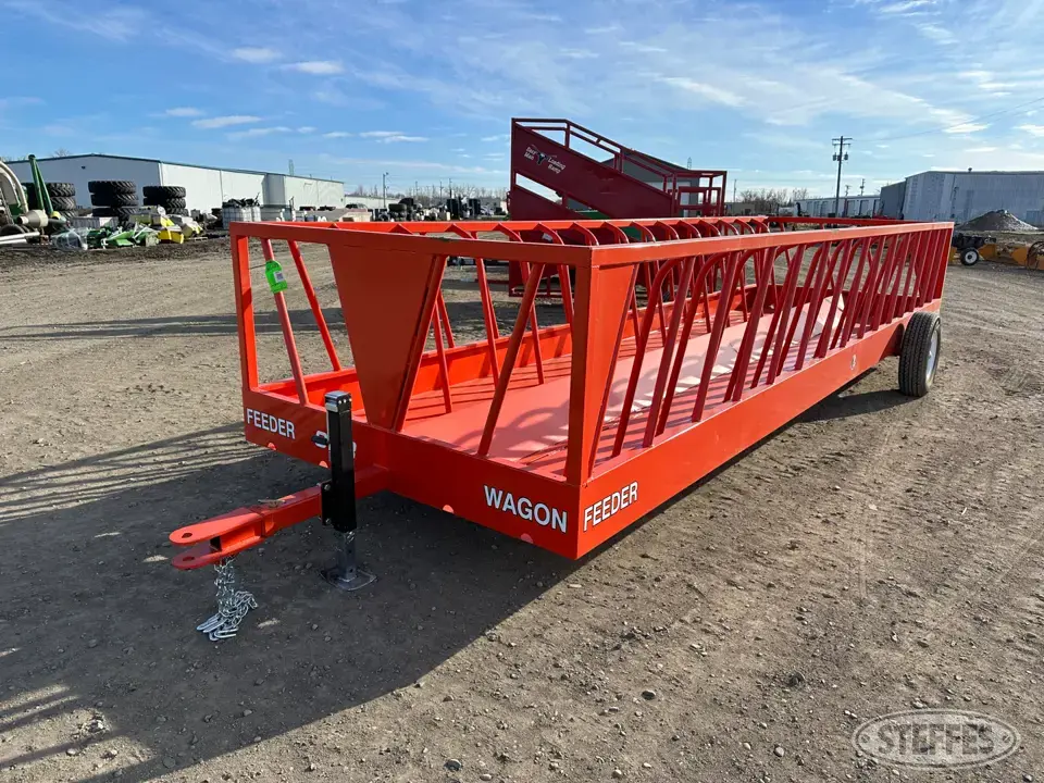 2023 Industrias America 92R Feeders and Bunk