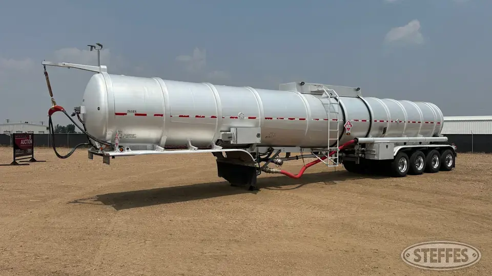 2014 Heil Tank Trailer