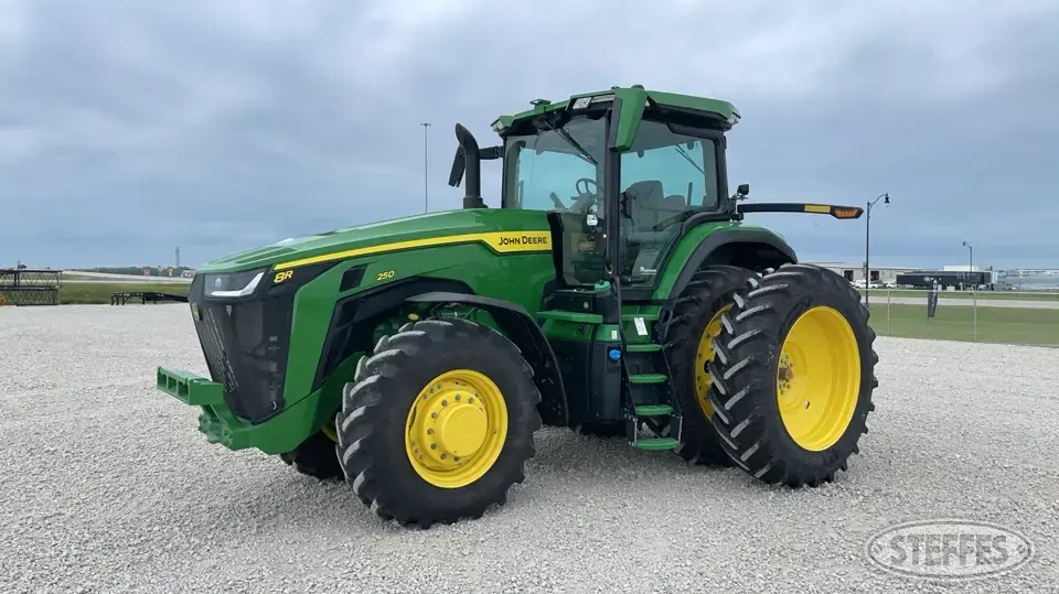 2023 John Deere 8R 250 MFWD Tractor