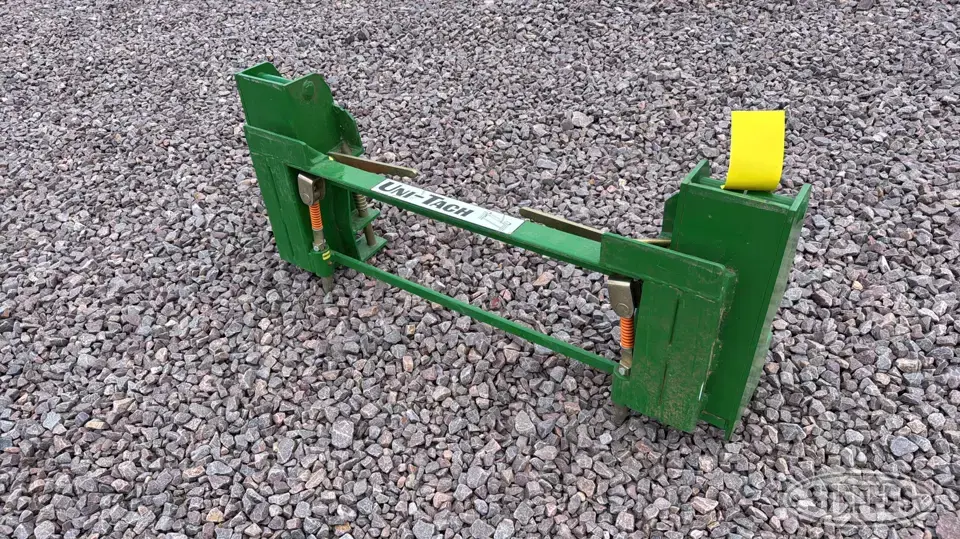 2023 MDS 2819 Tractor Loaders and Attachment
