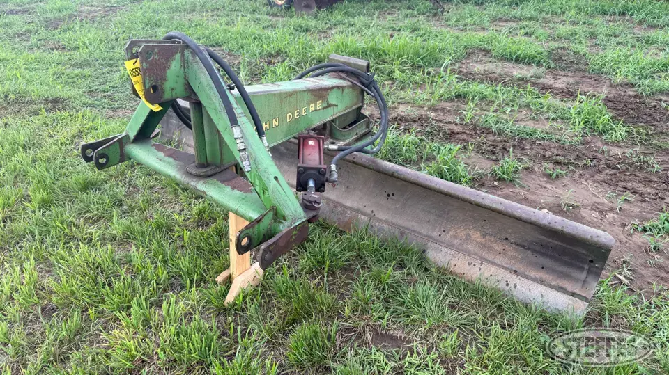 John Deere 95 Straight Blade