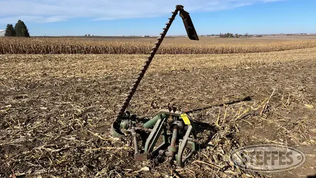 John Deere 350