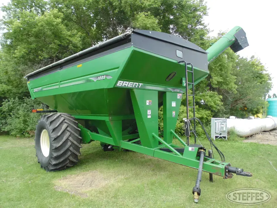 2010 Brent 1080 Grain Cart