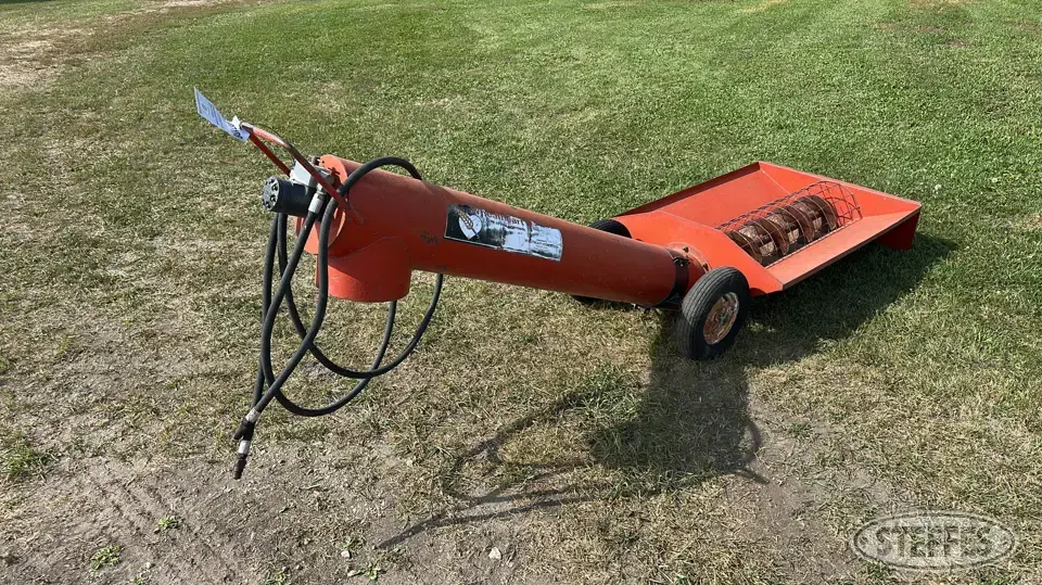 Wheatheart hyd. jump auger Transfer-Jump Augers and Conveyor