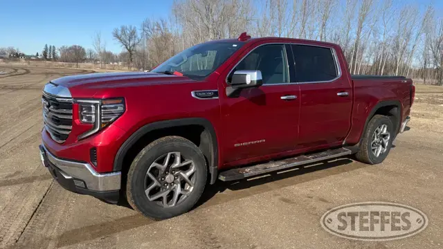 2023 GMC Sierra 1500 SLT