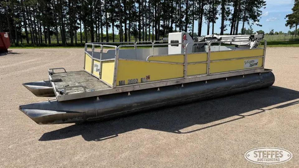 1978 Leisure Island Boat