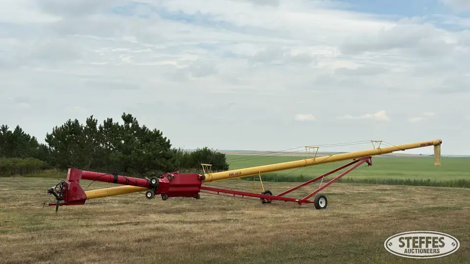 2012 Westfield MK 130-81 Plus Swing Hopper Auger