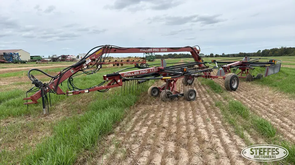 2017 Miller Pro 2250 Rake