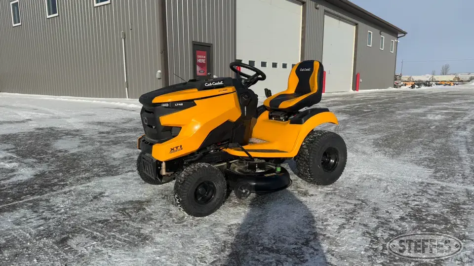 2024 Cub Cadet LT42 Lawn Tractor