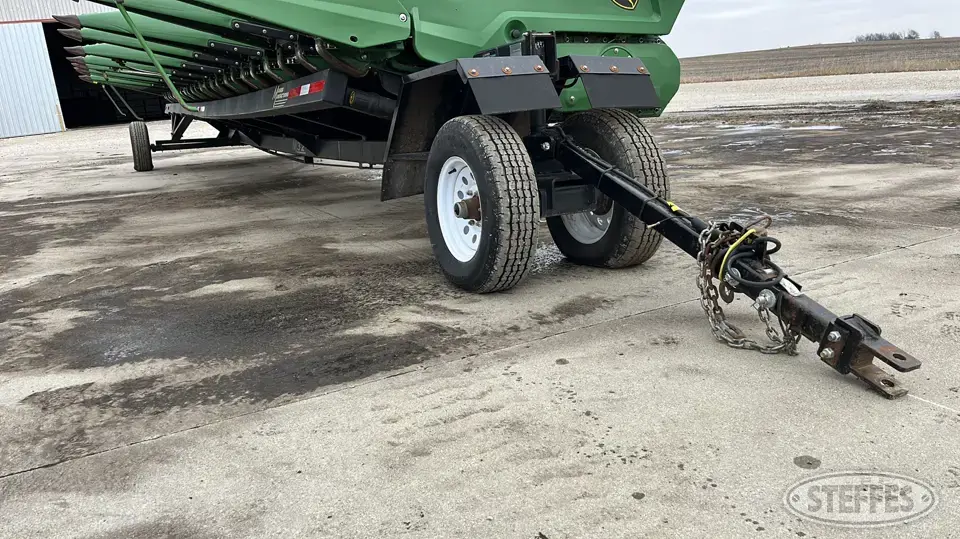 Maurer Mfg. M32 Header Trailer