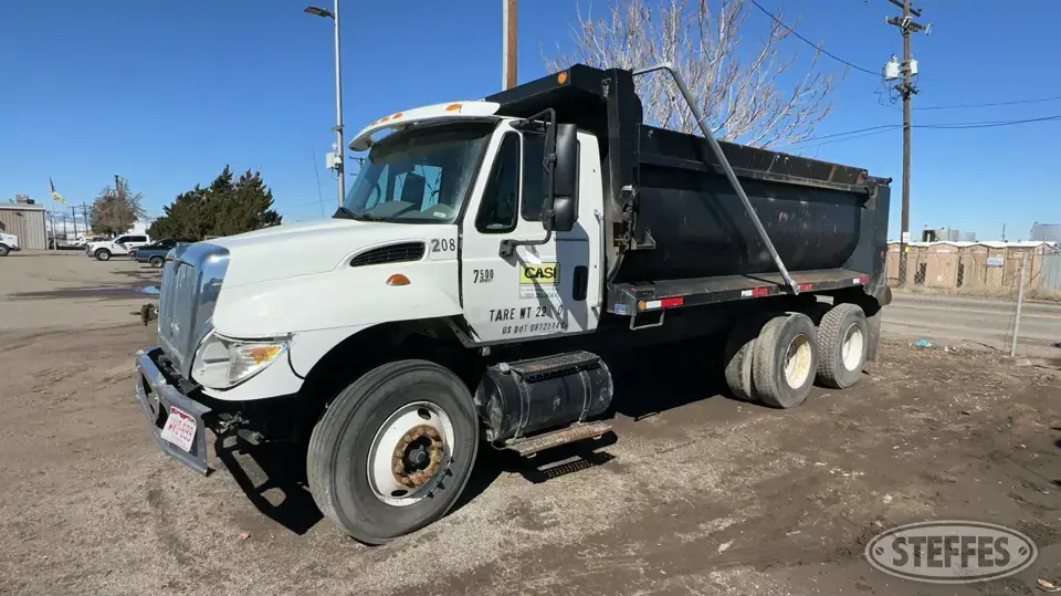 2006 International 7500 Dump Truck