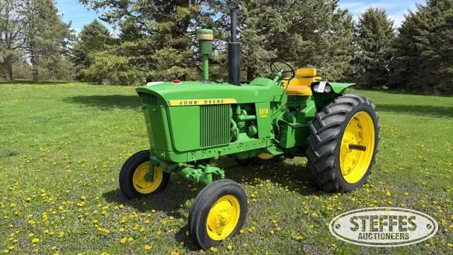 1962 John Deere 3010
