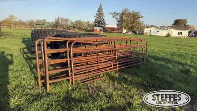 (6) Livestock gates