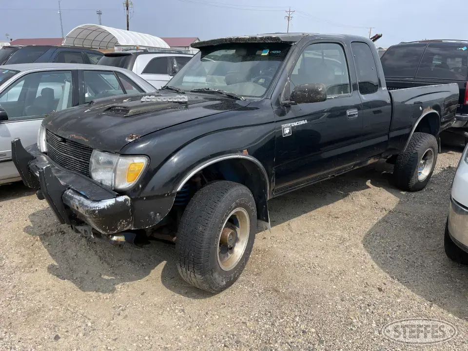 1999 Toyota Tacoma Compact Pickup