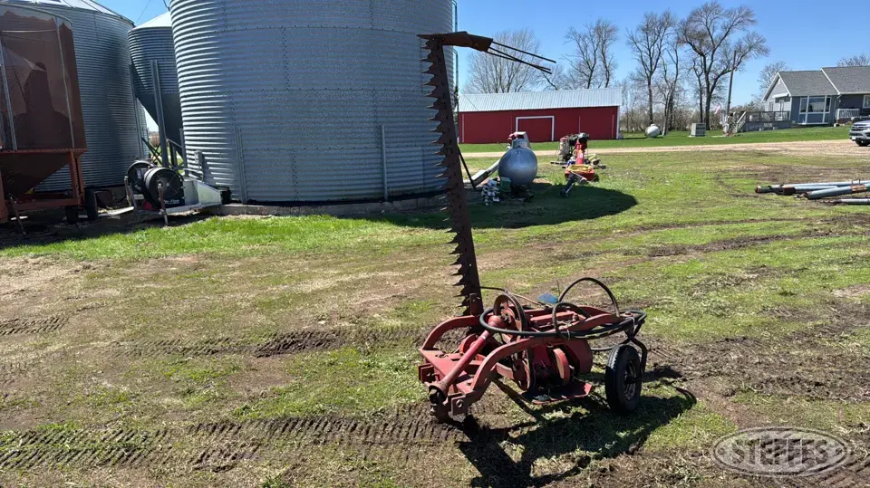 International 200 Sickle Mower