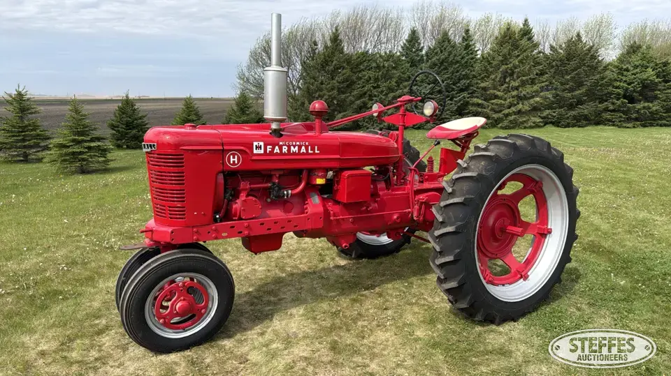 1941 Farmall H 2WD Tractor