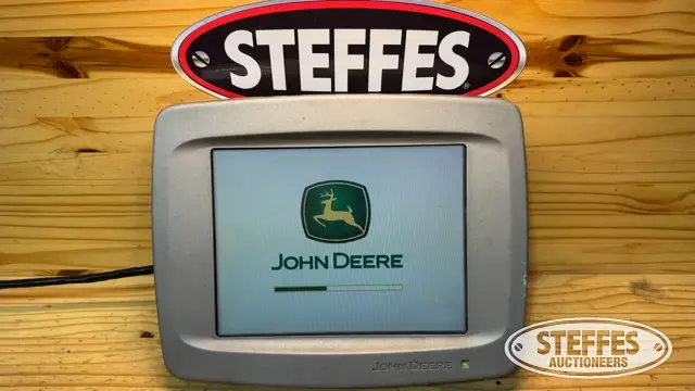 John Deere 2600