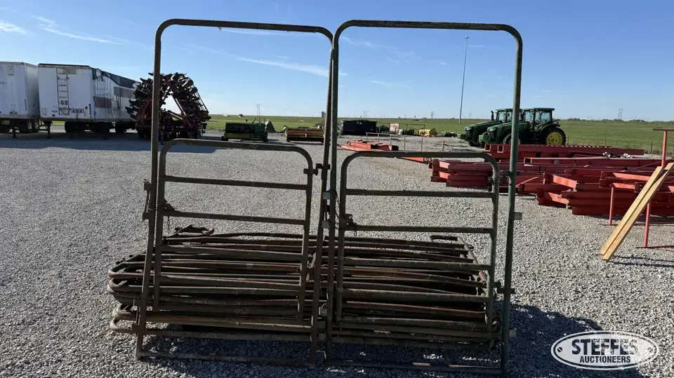 Corral panels Livestock Handling