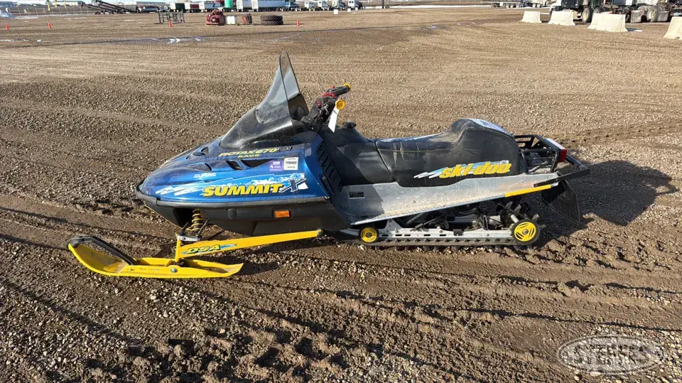 1997 Ski-Doo Summit X Snowmobile