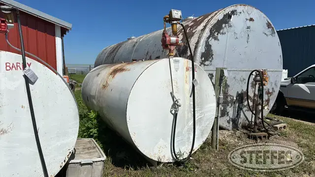 O'Day 2,000 gal. fuel tank