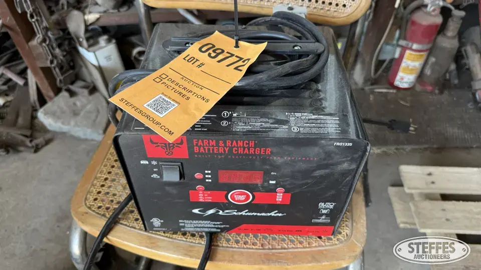 Schumacher Farm & Ranch battery charger General Tools and Shop Supply