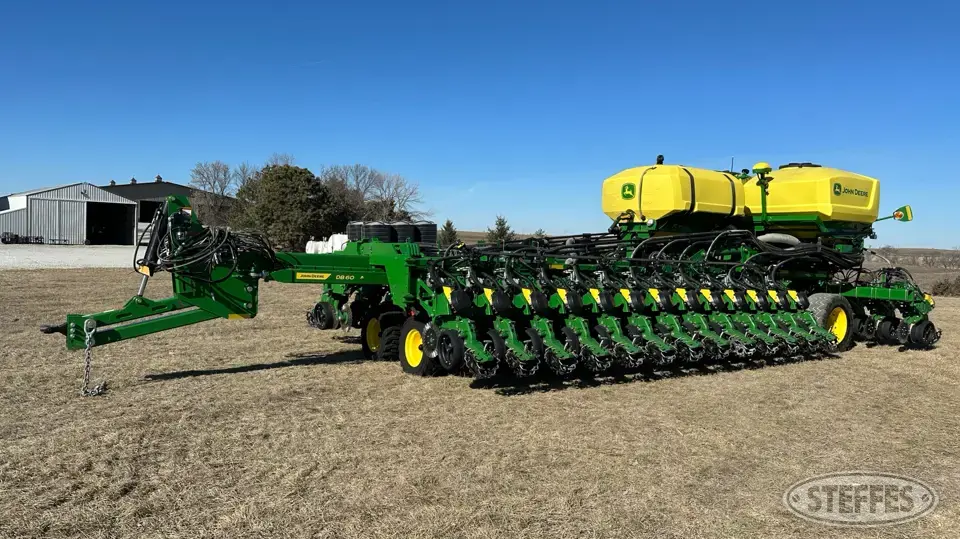 2022 John Deere DB60 12 or More Row Planter