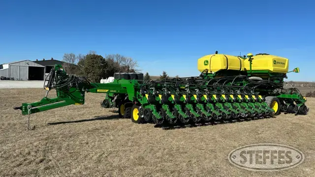 2022 John Deere DB60