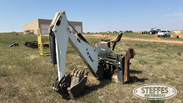 Bobcat 8811 Backhoe