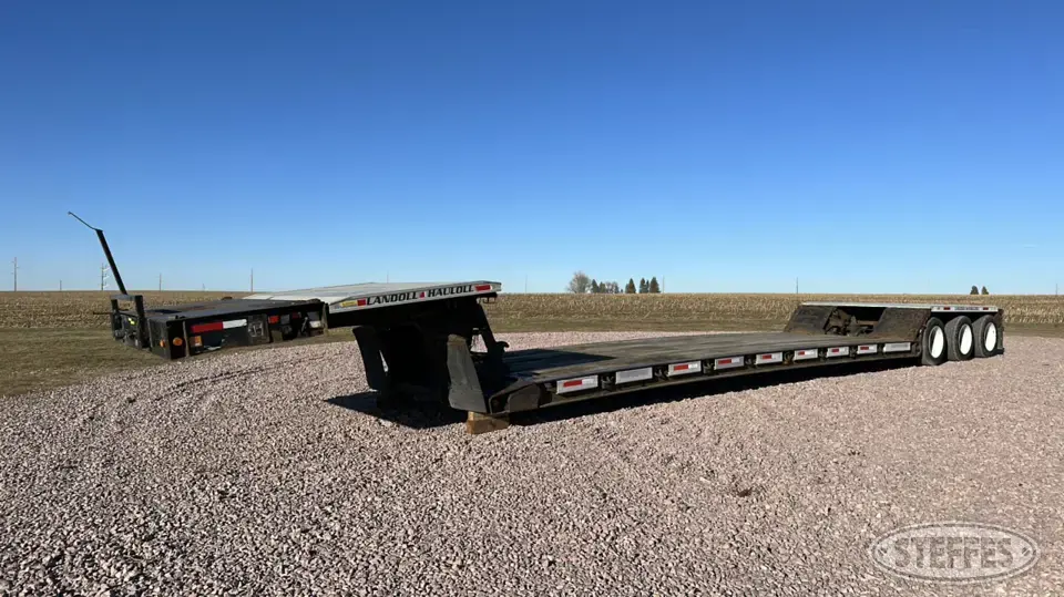 2010 Landoll Lowboy Trailer