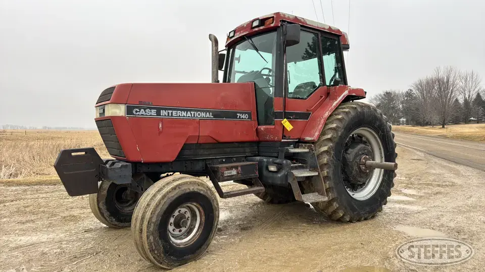 1990 Case IH 7140 2WD Tractor