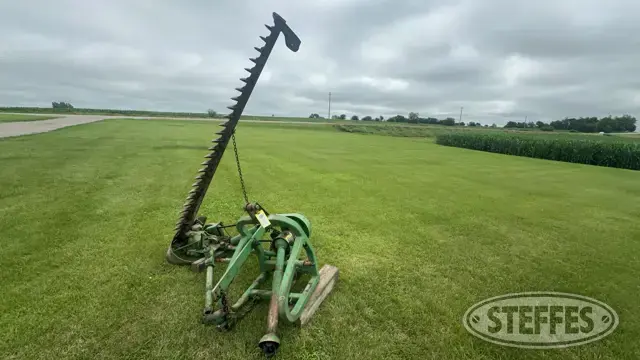 John Deere 350