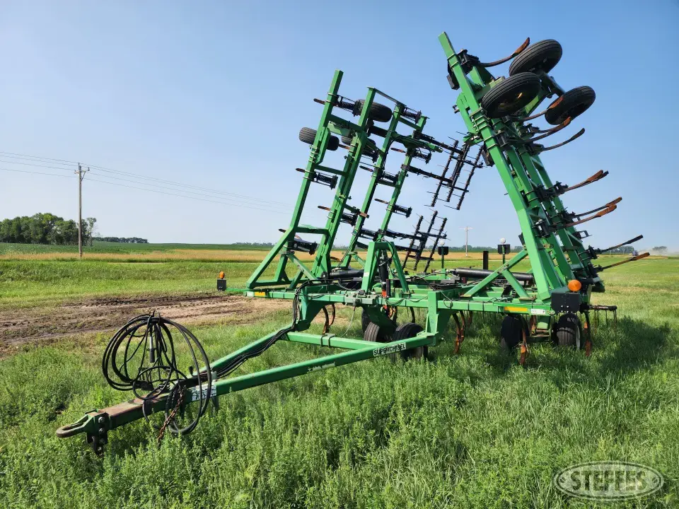 Summers Superchisel Chisel Plow