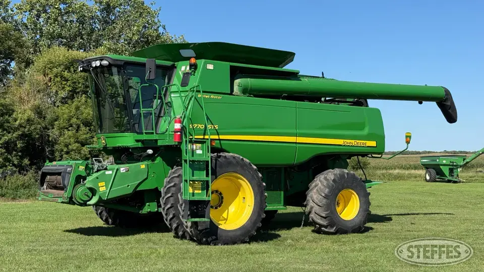 2010 John Deere 9770 STS Combine