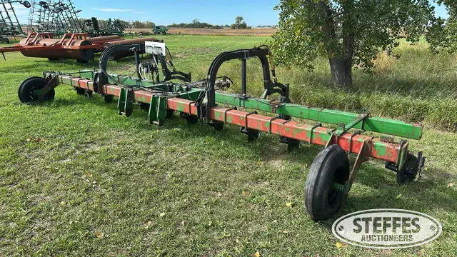 Shop-built 2 pt. side dresser